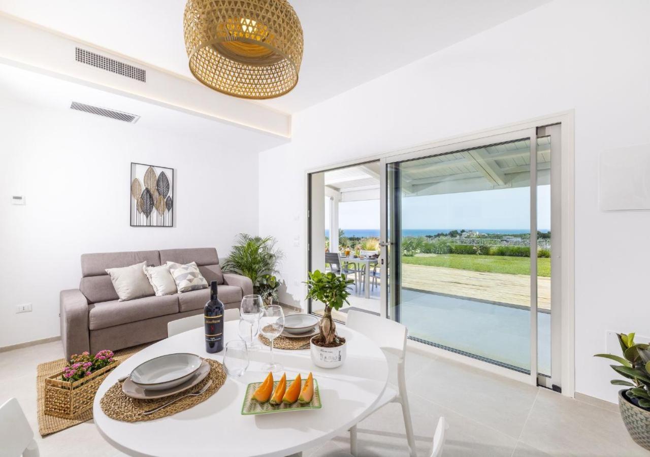 ヴィエステCoppa Carrubo Residenzaアパートメント エクステリア 写真