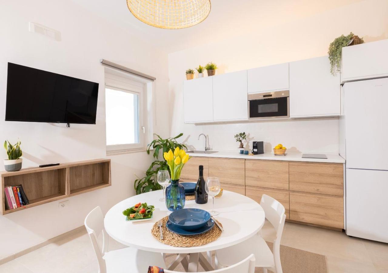 ヴィエステCoppa Carrubo Residenzaアパートメント エクステリア 写真