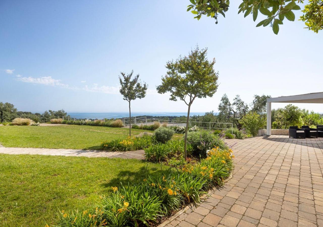 ヴィエステCoppa Carrubo Residenzaアパートメント エクステリア 写真